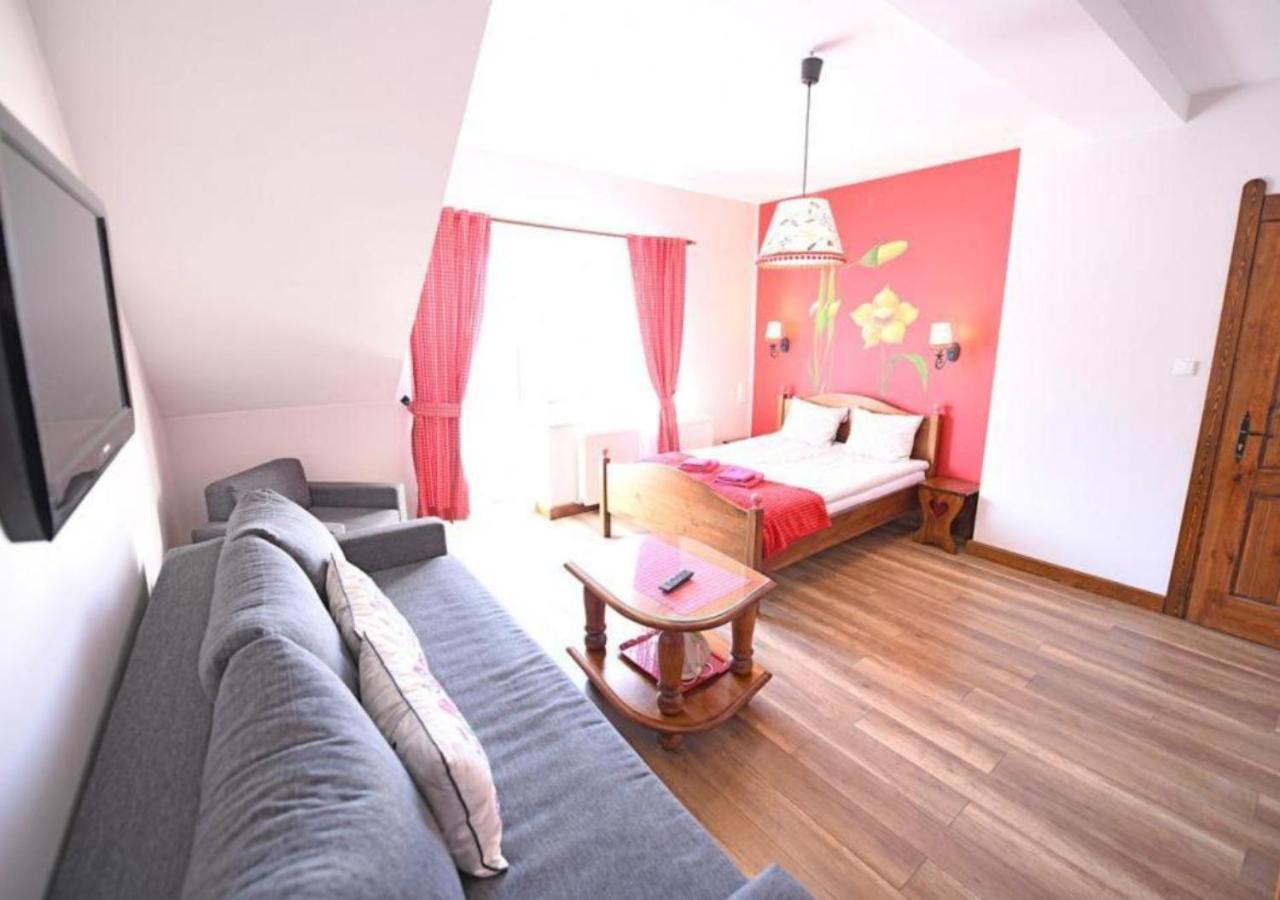 KrzesznaGosciniec Malinowka住宿加早餐旅馆 外观 照片